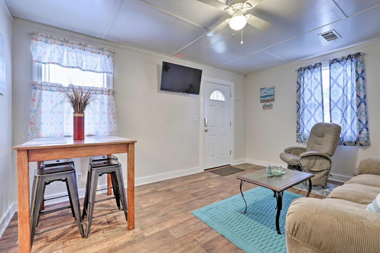 Gulfport Home With Deck And Grill, Walk To Beach! Exterior photo